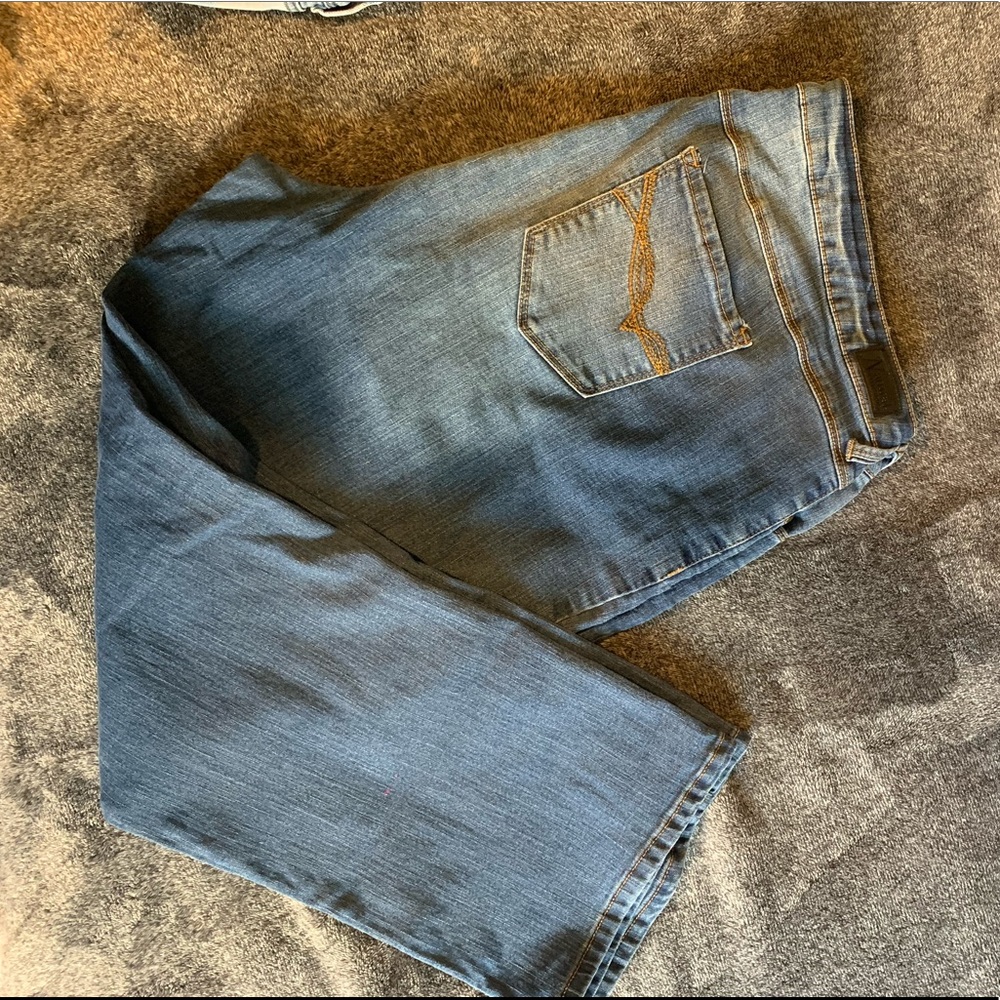 Natural Reflections Jeans